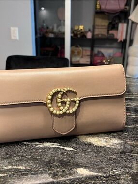 Gucci Blush Pink Leather Pearl GG Clutch